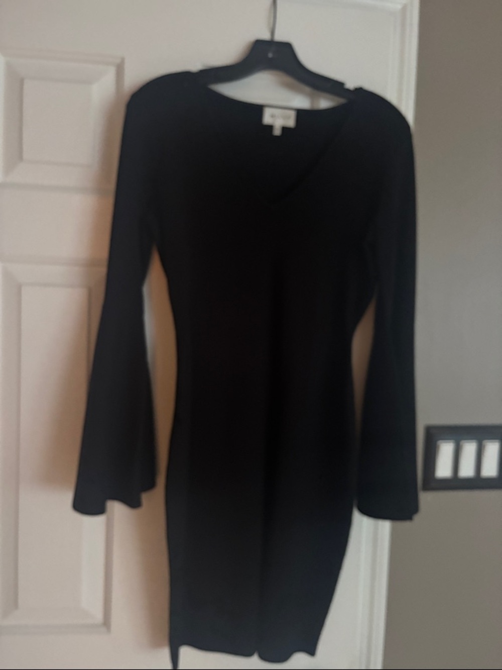 Milly Black V-Neck Long Sleeve Dress with Flared Cuffs